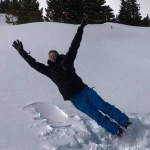 Meet your Posher, Peter john